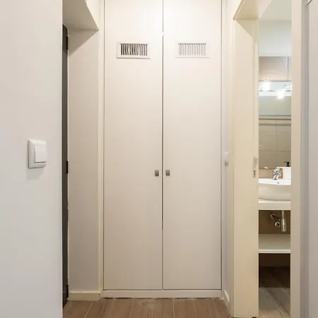 Impressive Restful Houses - Prime Location *
