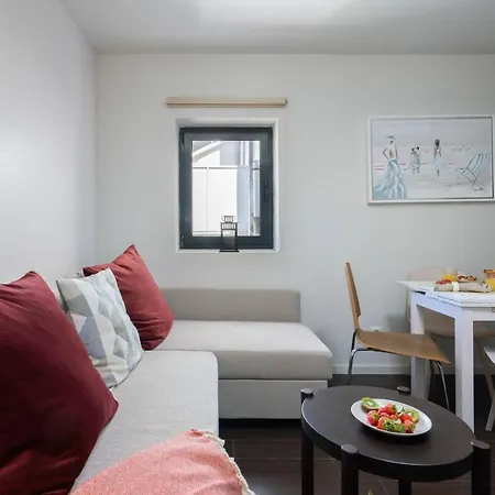 Impressive Restful Houses - Prime Location * Porto